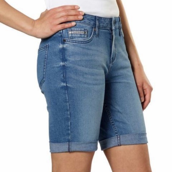 Calvin Klein Jeans Ladies' Denim Bermuda Short NWT - Picture 3 of 3